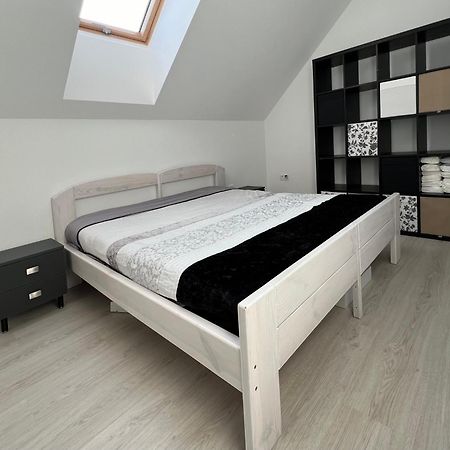 Secret Hideout Apartment Hajdúszoboszló Екстериор снимка