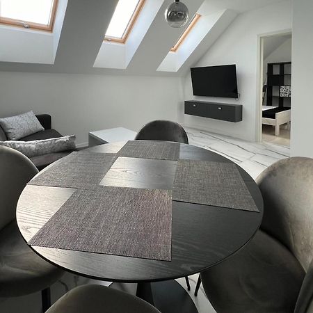 Secret Hideout Apartment Hajdúszoboszló Екстериор снимка